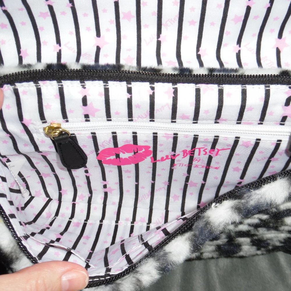 Betsey Johnson Jayla Leopard Faux Fur Bag - Picture 5 of 8